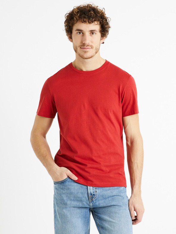 Celio Tebase Póló Piros fotója