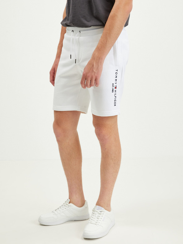 Tommy Hilfiger Rövidnadrág Fehér fotója