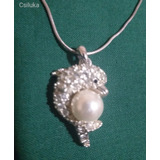Swarovski kristállyal kirakott delfin-és ródiumos kristályos medálok, RITKA ékszerek együtt..