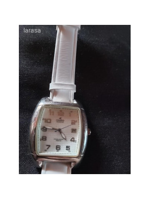 CASIO ÓRA,KARÓRA 100M VÍZÁLLÓ MÚKÖDIK