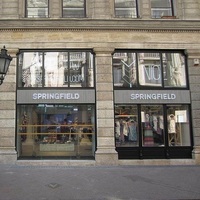 Egyedülálló Springfield flagship üzlet nyílt a Váci utcában kiskép
